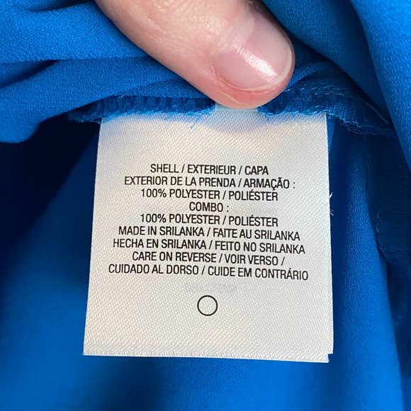 T Tahari | Blue | Button Down | Long Sleeve | Size Medium - Picture 5 of 11